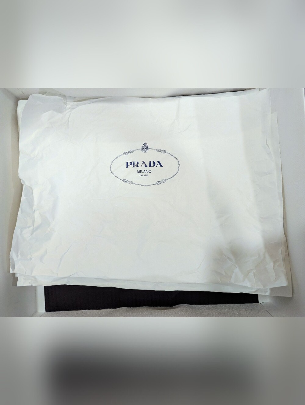 Large Prada Box - Picture 2 of 3